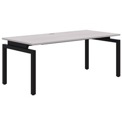 Accent Balance Single Desk 1500x800mm, Silver Strata/Black