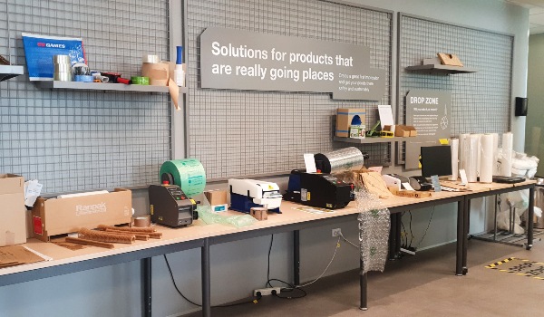 Packaging station items, sustainable and mix